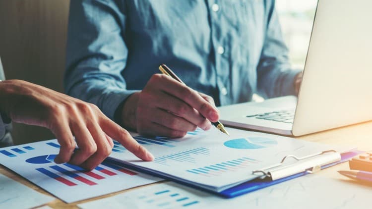 Project Management: How to Compile a Project Budget in Excel